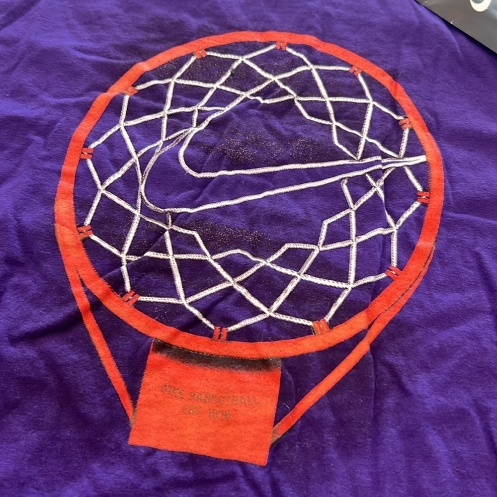 Nike Boys Basketball Shirt Purple Size Xl Girls Tshirt Kids Sport Sport - Picture 3 of 4